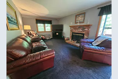 2 Center Hill Rd, Pembroke, MA 02359 - Photo 8