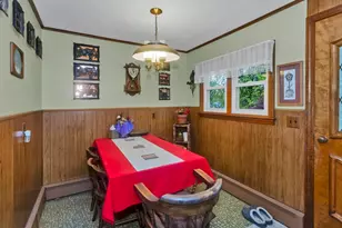 123 Holyoke St, Easthampton, MA 01027 - Photo 10
