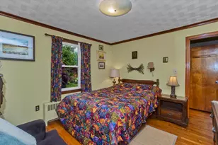 123 Holyoke St, Easthampton, MA 01027 - Photo 14