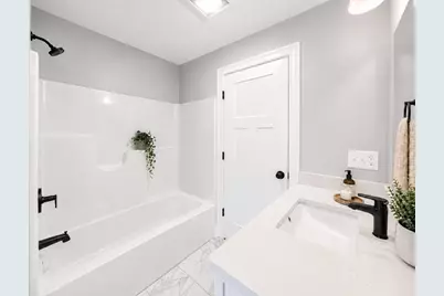 4 Riverside Ave #1A, Taunton, MA 02780 - Photo 10