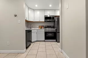 274 Main St, Gloucester, MA 01930 - Photo 14
