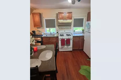 66 Holman St, Attleboro, MA 02703 - Photo 14