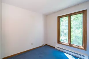 10 Walnut St, Montague, MA 01376 - Photo 18