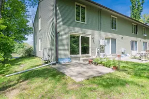 10 Walnut St, Montague, MA 01376 - Photo 28