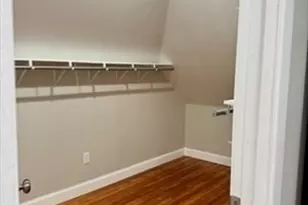 22 Clark St, Holyoke, MA 01040 - Photo 4