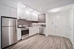 839 Beacon St, Boston, MA 02215 - Photo 2