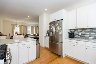 51 Garfield St, Quincy, MA 02169 - Photo 16