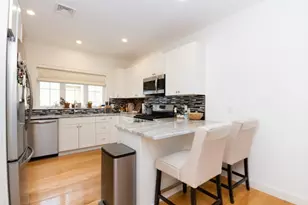 51 Garfield St, Quincy, MA 02169 - Photo 12