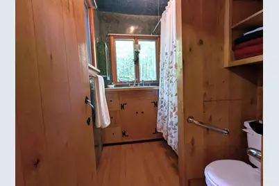 32 Pond Hill Rd, Goshen, MA 01032 - Photo 10