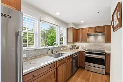 6 Safford St #2, Ipswich, MA 01938 - Photo 4