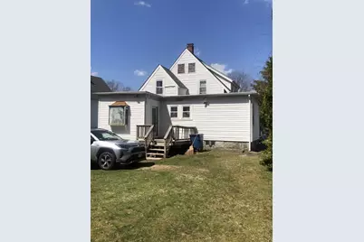 61 Maple Ave, East Bridgewater, MA 02333 - Photo 2