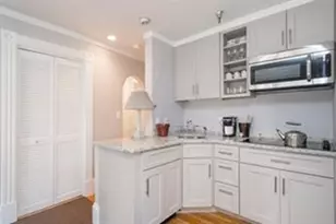 9 Willow, Boston, MA 02108 - Photo 4