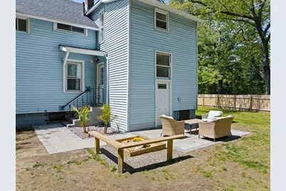 80 Brickett St, Springfield, MA 01119 - Photo 32