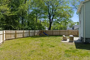 80 Brickett St, Springfield, MA 01119 - Photo 34