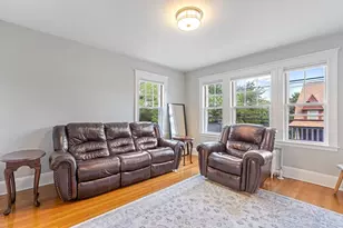1045 Adams St, Boston, MA 02124 - Photo 12
