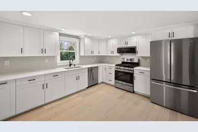 114 Orchard, Barnstable, MA 02649 - Photo 4