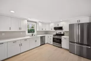 114 Orchard, Barnstable, MA 02649 - Photo 4