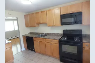 115 Chubbuck St #4, Quincy, MA 02169 - Photo 2