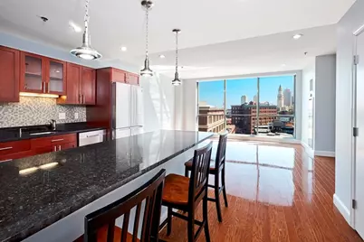 234 Causeway St #819, Boston, MA 02114 - Photo 1
