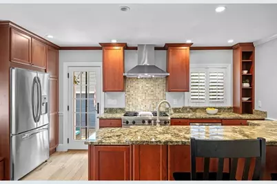 18 Pickwick Road, Marblehead, MA 01945 - Photo 6