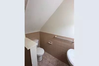 76 Maple St #Ground Unit, Springfield, MA 01105 - Photo 6
