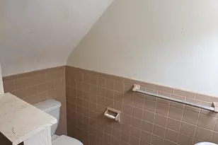 76 Maple St, Springfield, MA 01105 - Photo 6