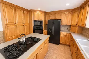 37 Harris St, Granby, MA 01033 - Photo 16