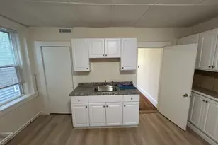 31 Elmwood St, Revere, MA 02151 - Photo 10
