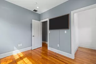 8 Loring Pl, Boston, MA 02136 - Photo 20