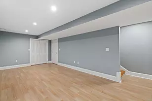 8 Loring Pl, Boston, MA 02136 - Photo 26
