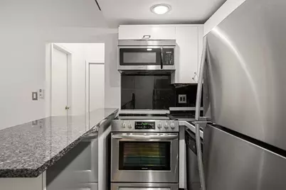 38-40 Saint Botolph St #5, Boston, MA 02116 - Photo 2