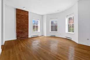 150 Chandler St, Boston, MA 02116 - Photo 1