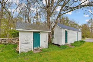 129 Cross Rd, Westport, MA 02790 - Photo 2