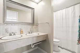 340 Main St, Melrose, MA 02176 - Photo 6