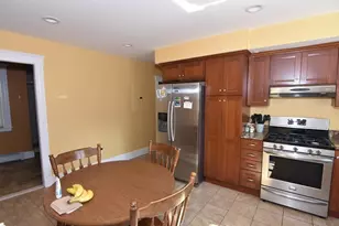 9 Greenville St, Somerville, MA 02143 - Photo 2