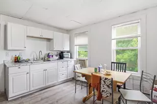 96 Fremont St, Lowell, MA 01850 - Photo 8