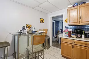 96 Fremont St, Lowell, MA 01850 - Photo 4