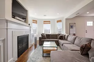 77 Torrey St, Boston, MA 02124 - Photo 2