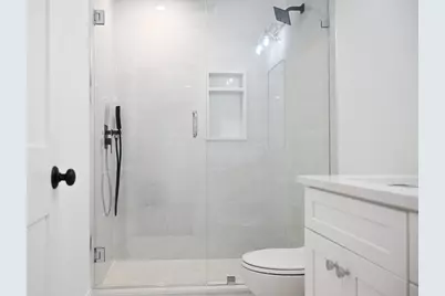 10 Ashwood Street, Worcester, MA 01604 - Photo 20