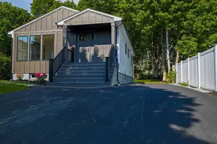 10 Ashwood St, Worcester, MA 01604 - Photo 2