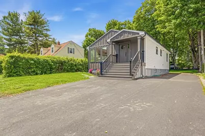 10 Ashwood Street, Worcester, MA 01604 - Photo 2