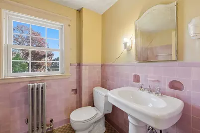 9 Cedar St, Marblehead, MA 01945 - Photo 22