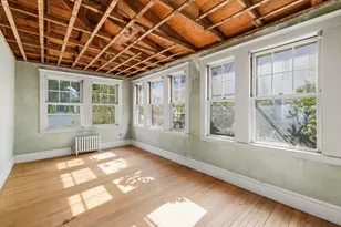 9 Cedar St, Marblehead, MA 01945 - Photo 10