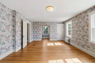 9 Cedar St, Marblehead, MA 01945 - Photo 14