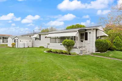 48 Easy Street, Raynham, MA 02767 - Photo 2