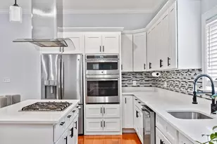 1008-1010 River St, Boston, MA 02136 - Photo 4