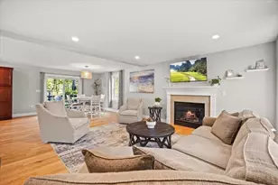85 Crescent St, West Bridgewater, MA 02379 - Photo 6
