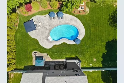 85 Crescent St, West Bridgewater, MA 02379 - Photo 2