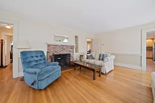 627 S Franklin St, Holbrook, MA 02343 - Photo 12