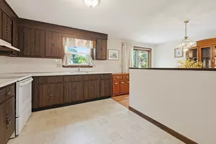 274 Temi Rd, Raynham, MA 02767 - Photo 2